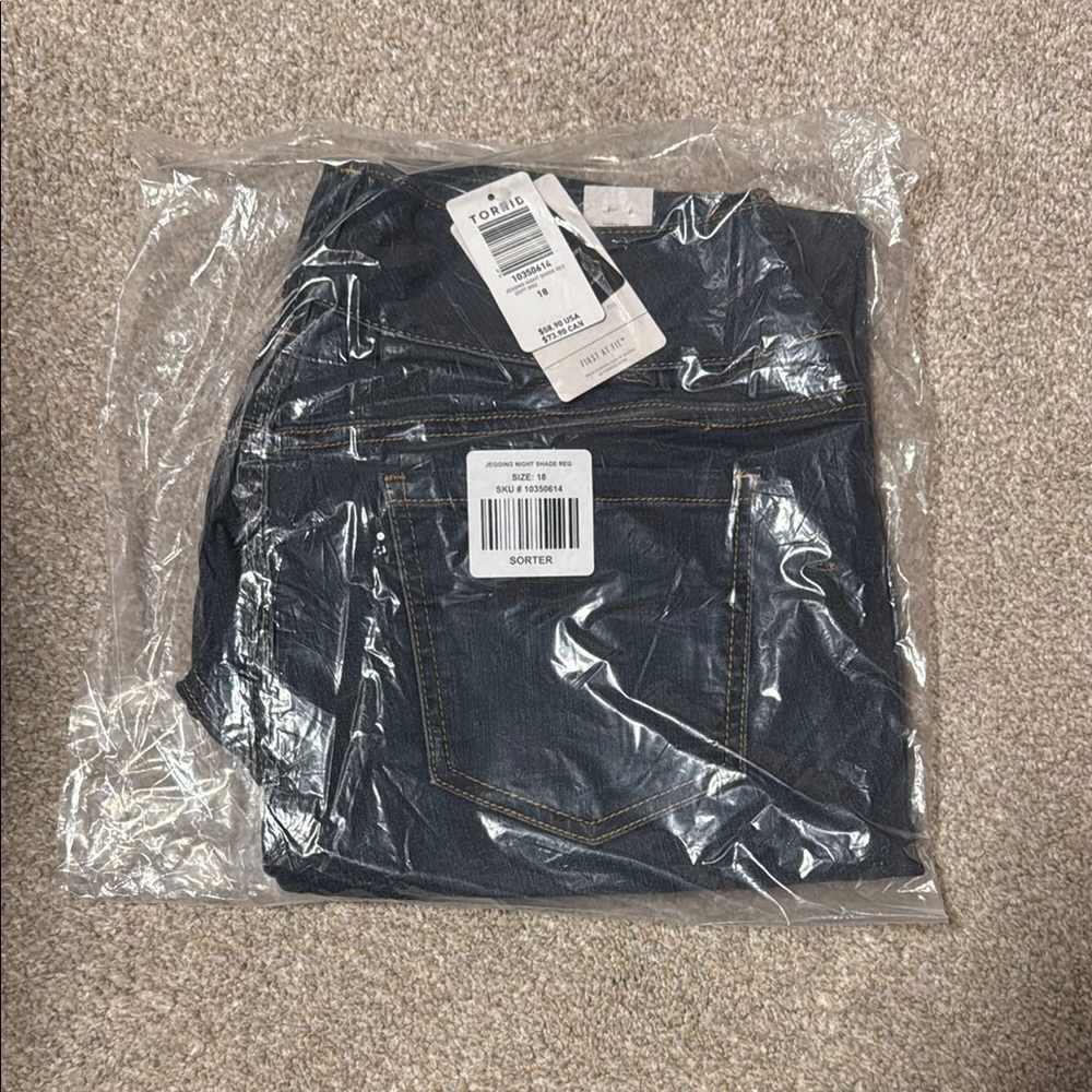 Torrid Dark Blue Denim Jeans (Jeggings)
